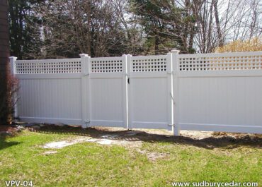 Lattice topped vinyl fence installed in MetroWest Massachusetts