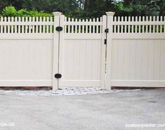 Decorative vinyl spindle top gate with black hardware installed in Metrowest Massachusetts