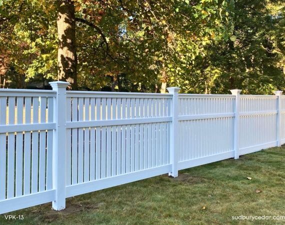 Vinyl fence Lincoln, MA